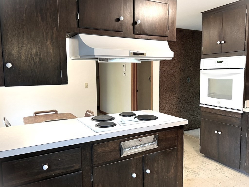 41 Arkwright Road Webster, MA 01570 - Photo 19 of 42 Gallery Image 19