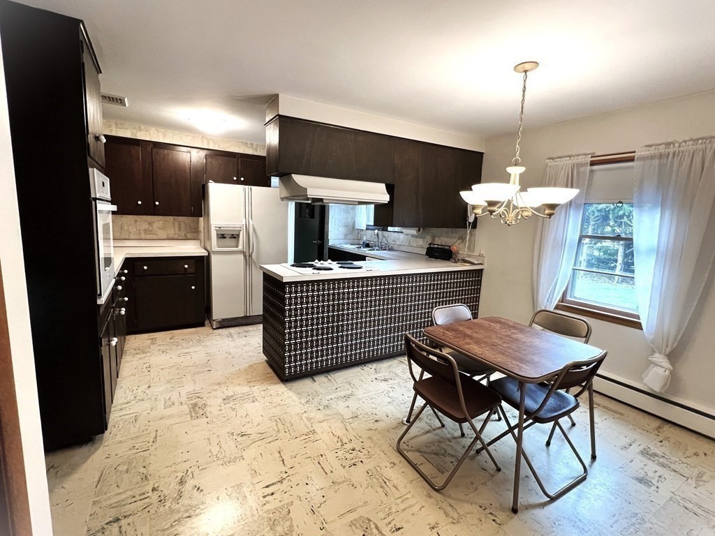 41 Arkwright Road Webster, MA 01570 - Photo 22 of 42 Gallery Image 22