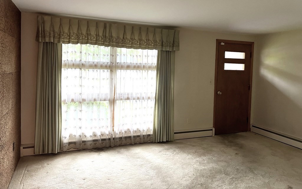 41 Arkwright Road Webster, MA 01570 - Photo 24 of 42 Gallery Image 24