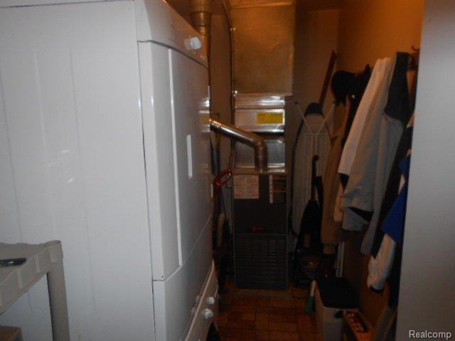 7186 Burns Line Road Lexington, MI 48450 - Photo 6 of 11 DSCN7111.JPG