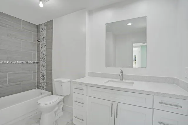 $2,150 | 10725 Cleary Boulevard, Unit 303, Plantation, FL 33324