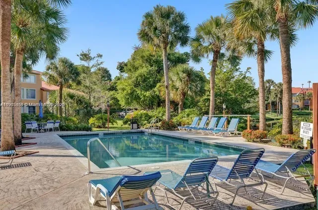 $2,150 | 10725 Cleary Boulevard, Unit 303, Plantation, FL 33324