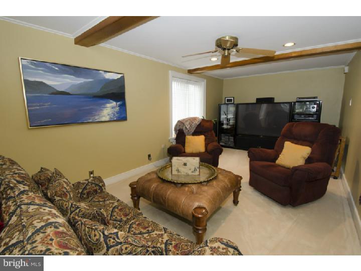 323 Meetinghouse Road Jenkintown, PA 19046 - Photo 12 of 25 Gallery Image 12