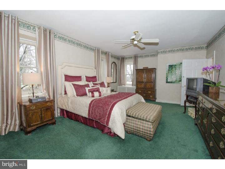 323 Meetinghouse Road Jenkintown, PA 19046 - Photo 15 of 25 Gallery Image 15