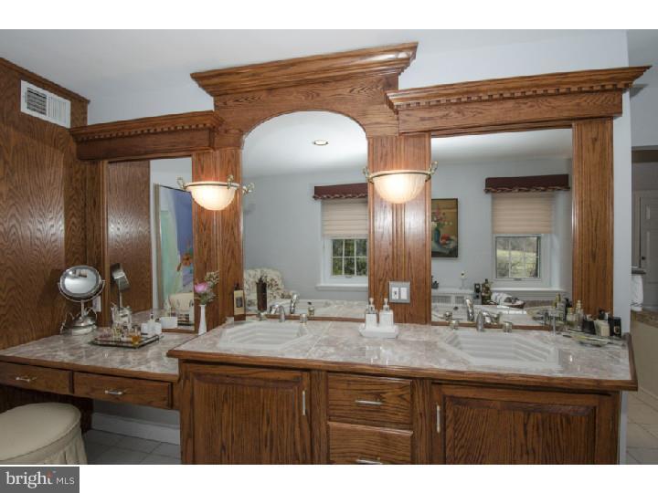 323 Meetinghouse Road Jenkintown, PA 19046 - Photo 16 of 25 Gallery Image 16