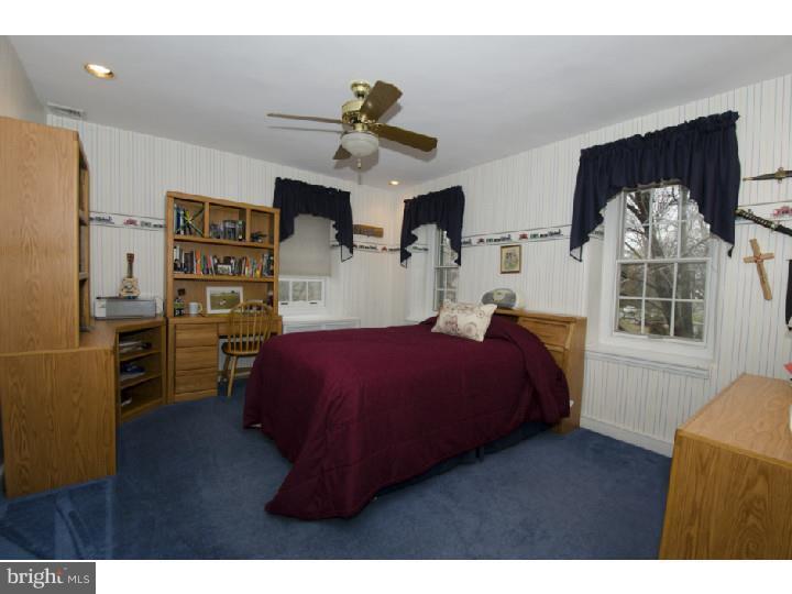 323 Meetinghouse Road Jenkintown, PA 19046 - Photo 19 of 25 Gallery Image 19