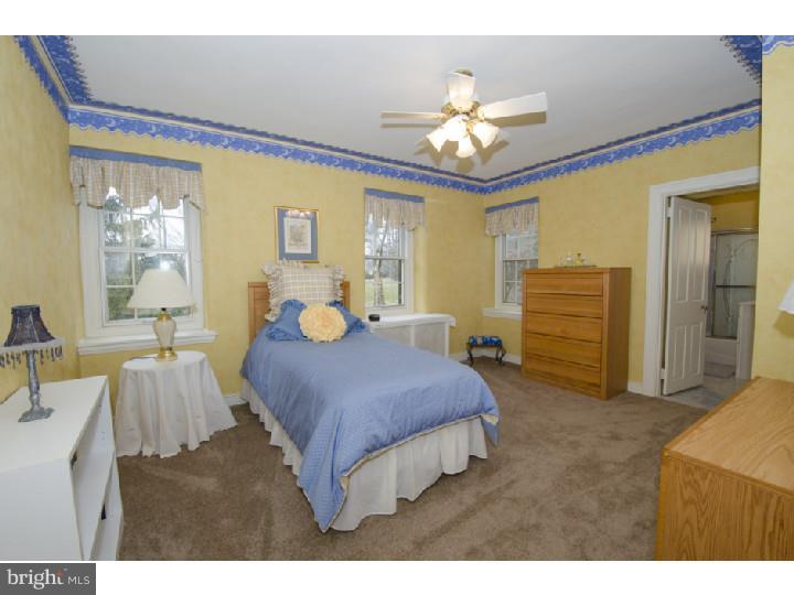 323 Meetinghouse Road Jenkintown, PA 19046 - Photo 20 of 25 Gallery Image 20