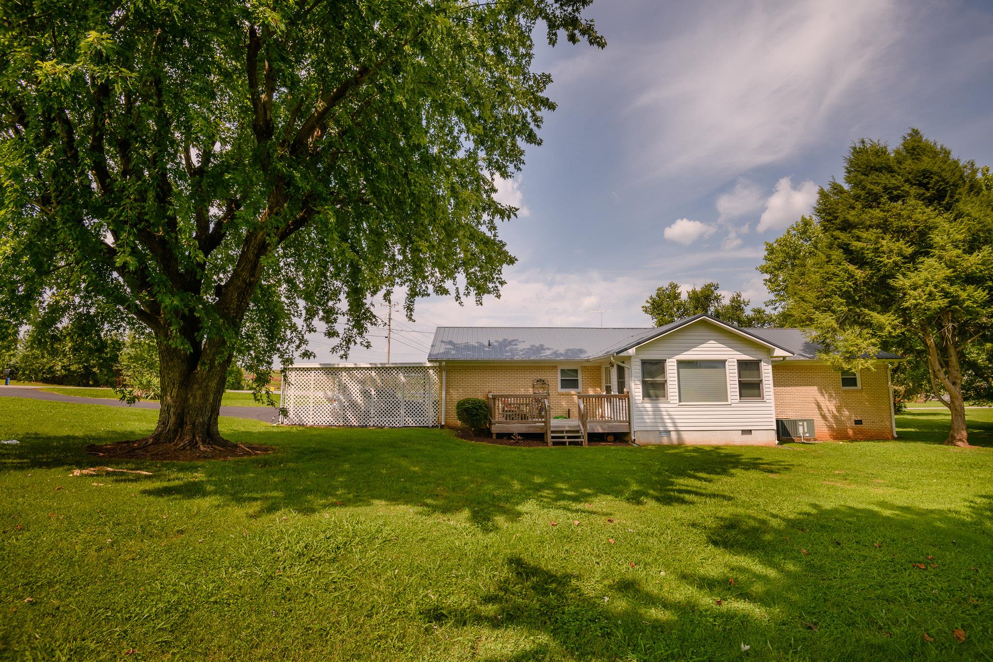 1224 Sharp Springs Road Decherd, TN 37324 - Photo 28 of 29 Gallery Image 28