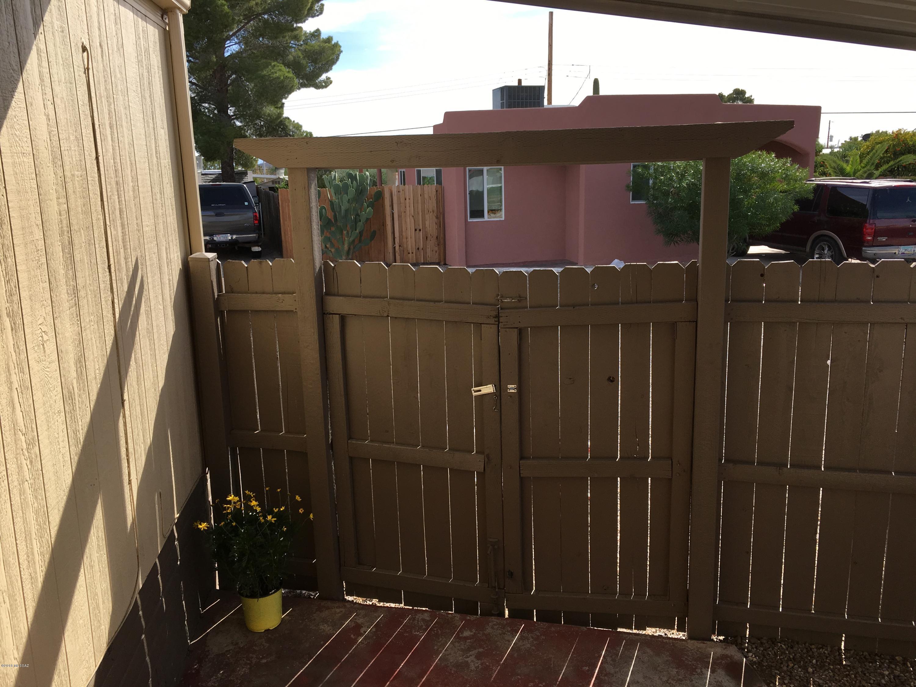 5540 West Rocking Cir Street Tucson, AZ 85713 - Photo 19 of 23 Gallery Image 19