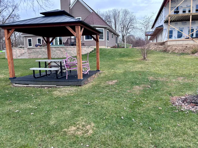 $180,000 | 27178 Oak Drive, Sturgis, MI 49091