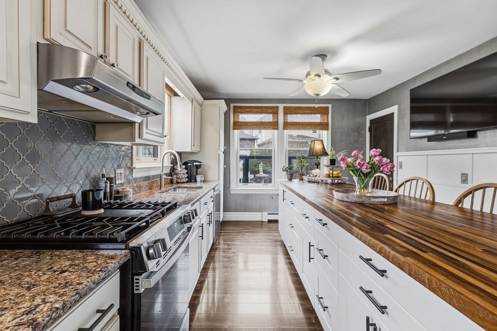 411 Stewart Street Fall River, MA 02720 - Photo 15 of 41