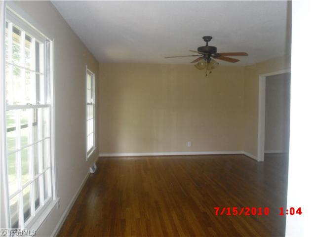 2204 Waynick Street High Point, NC 27265 - Photo 2 of 16 Living Room.