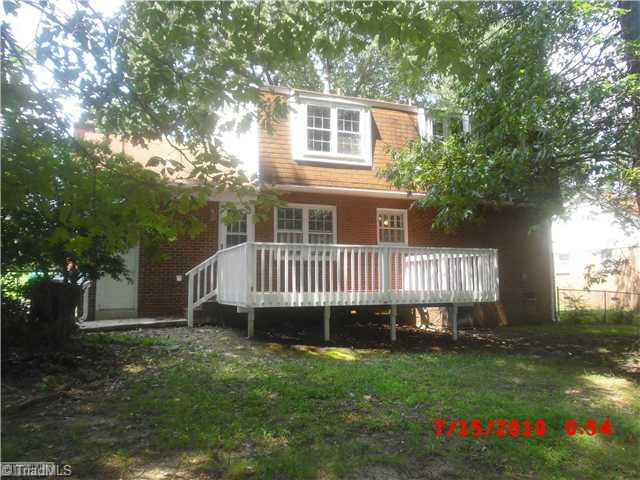 2204 Waynick Street High Point, NC 27265 - Photo 16 of 16 Yard/Garden.