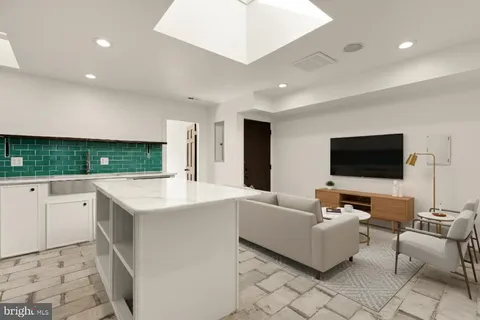 $1,500,000 | 1210 Meigs Place Northeast, Washington, DC 20002