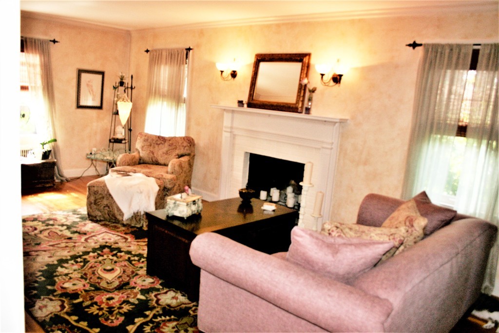 2 Chevy Chase Road Worcester, MA 01606 - Photo 6 of 17 Gallery Image 6