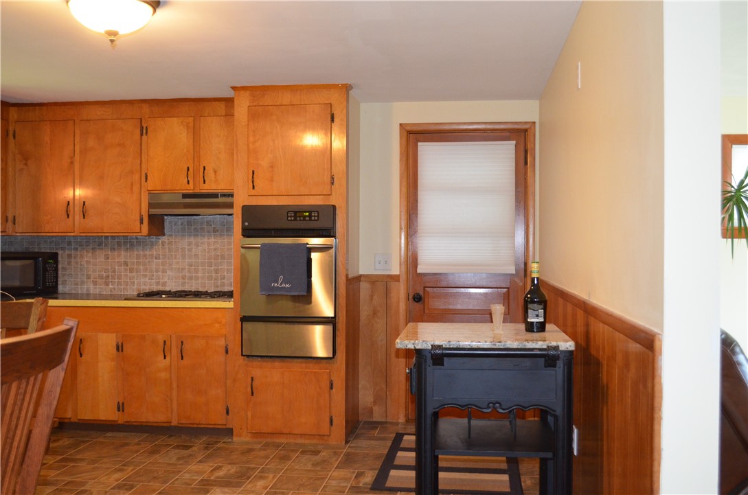309 Dunlap Street Woonsocket, RI 02895 - Photo 5 of 31