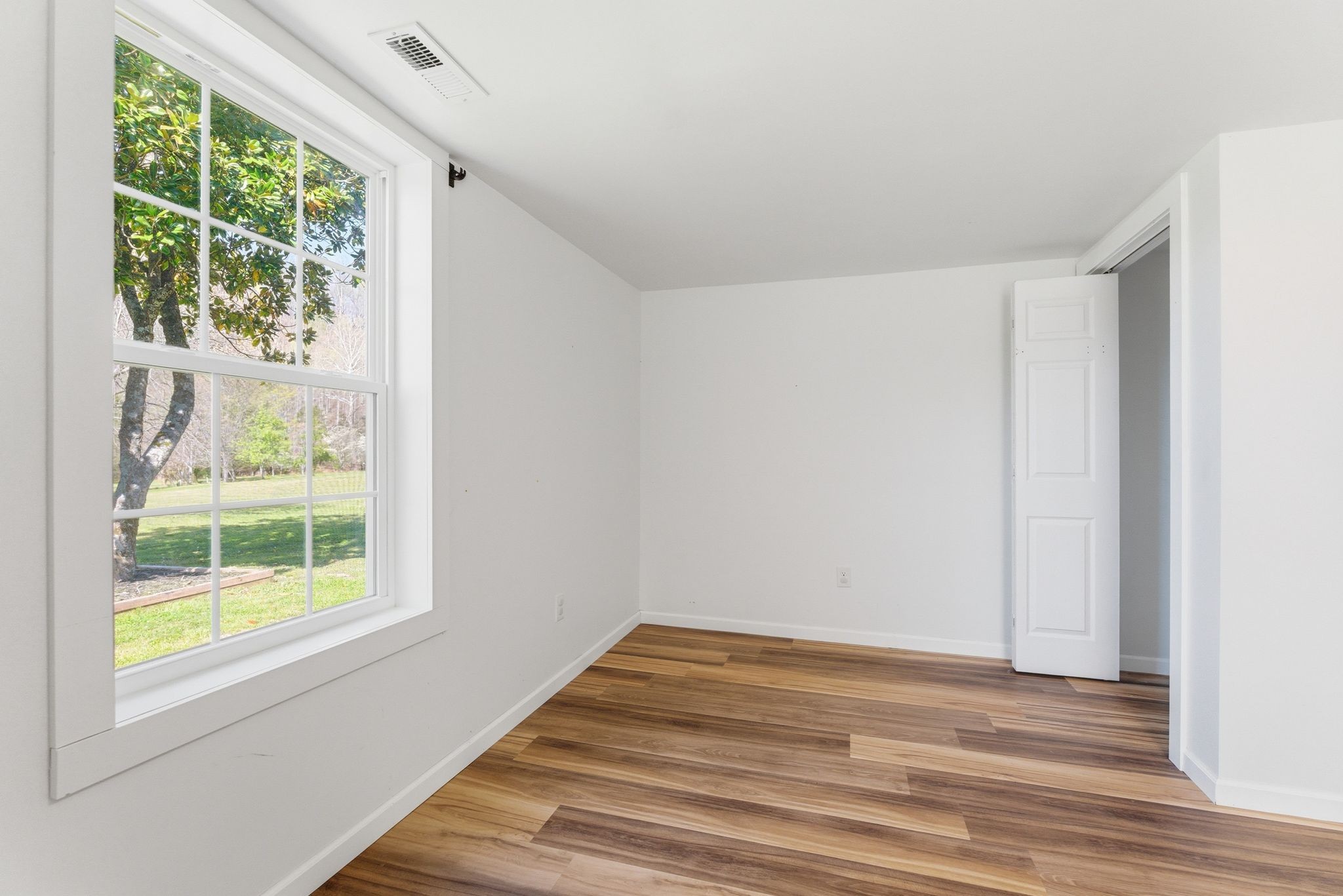 2635 McBrides Branch Road Beechgrove, TN 37018 - Photo 28 of 48 a view of a room that has a window in it