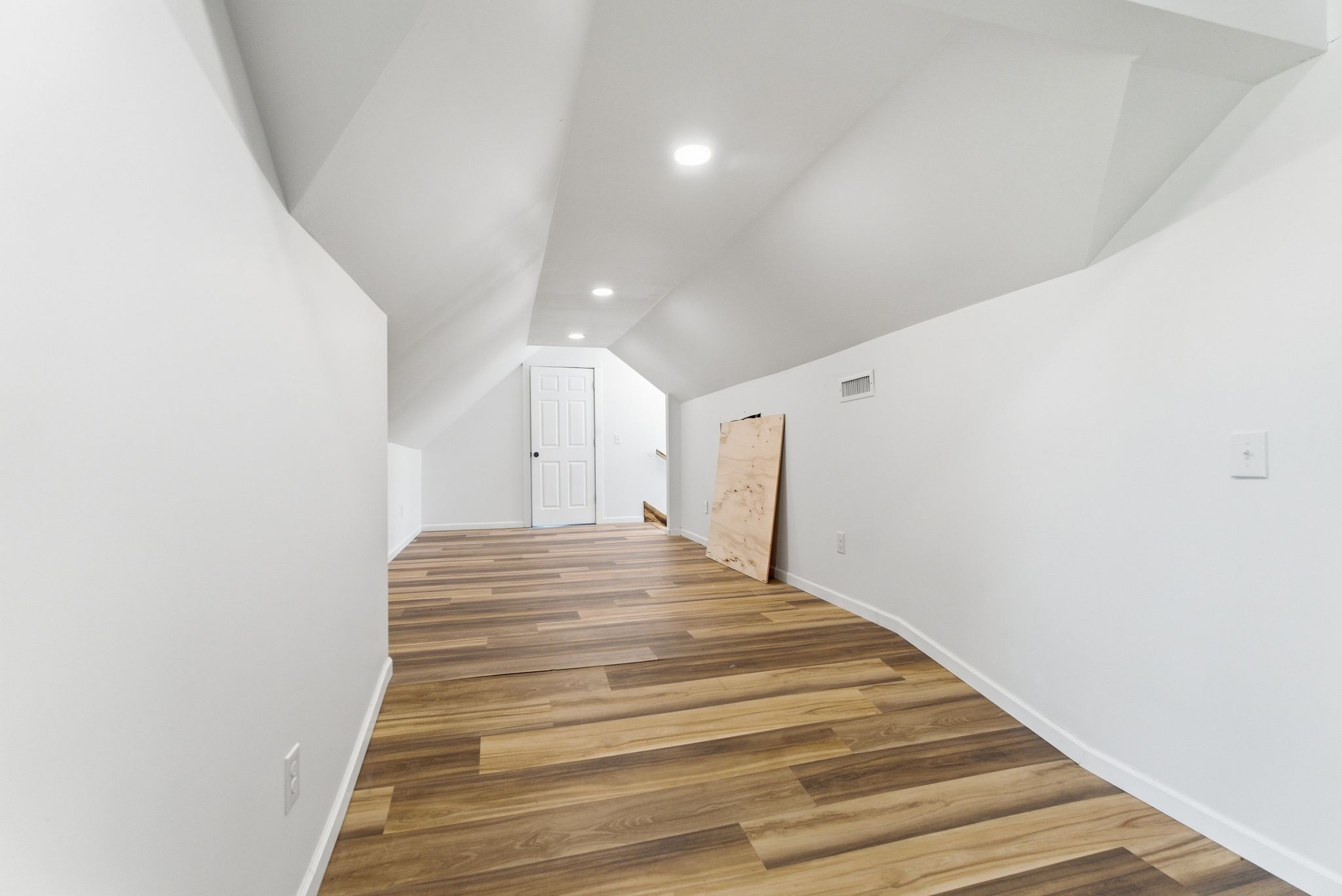 2635 McBrides Branch Road Beechgrove, TN 37018 - Photo 31 of 48 a view of entryway