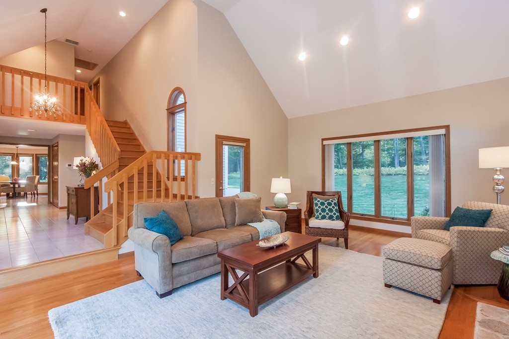 50 Stonehill Road East Longmeadow, MA 01028 - Photo 5 of 30 Gallery Image 5
