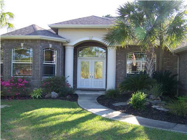 2555 Cove Road Navarre, FL 32566 - Photo 1 of 32