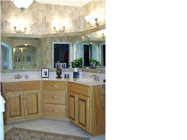2555 Cove Road Navarre, FL 32566 - Photo 22 of 32