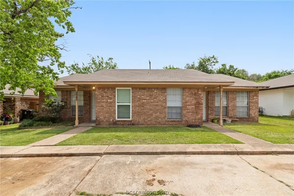 $279,900 | 3909 Olive Street, Bryan, TX 77801