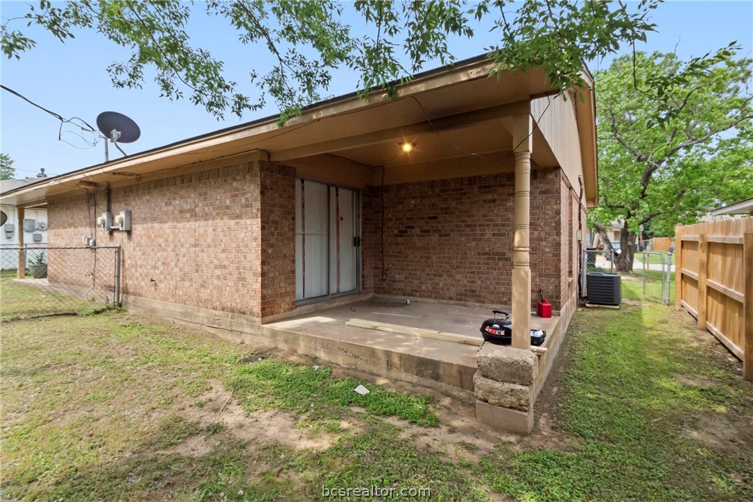 3909 Olive Street Bryan, TX 77801 - Photo 14 of 17