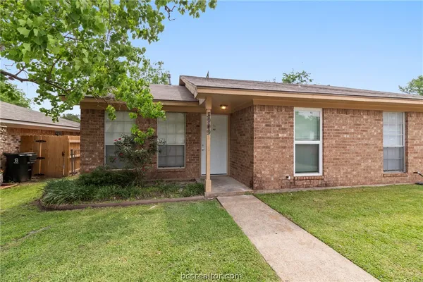$279,900 | 3909 Olive Street, Bryan, TX 77801