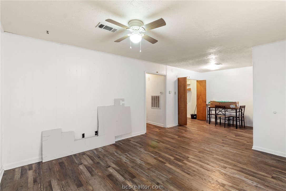 3909 Olive Street Bryan, TX 77801 - Photo 4 of 17