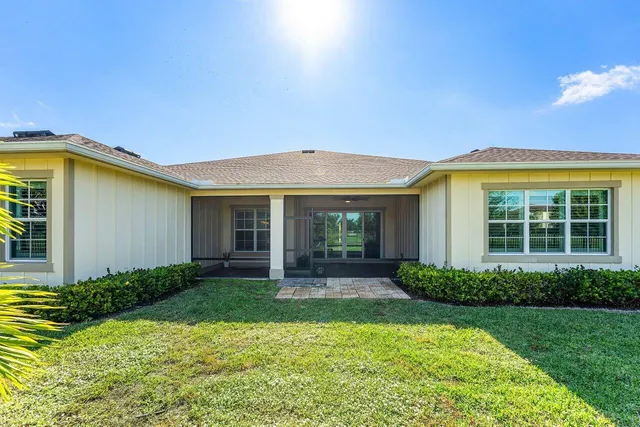 $875,000 | 940 Hookline Circle, Loxahatchee, FL 33470
