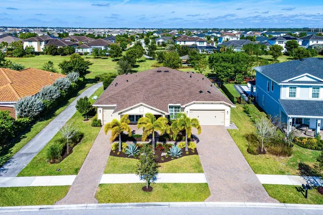 $875,000 | 940 Hookline Circle, Loxahatchee, FL 33470