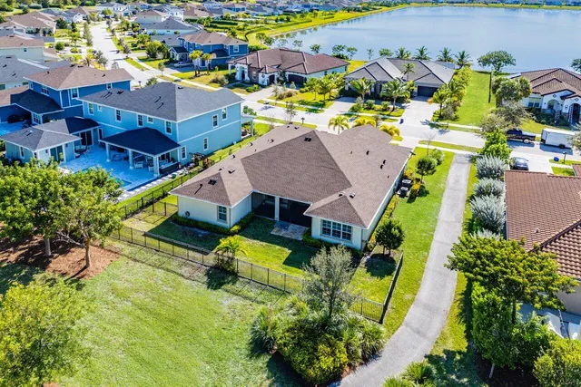 $875,000 | 940 Hookline Circle, Loxahatchee, FL 33470