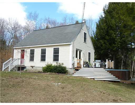 40 Anthoine Road Windham, ME 04062 - Photo 1 of 6 Exterior Front.