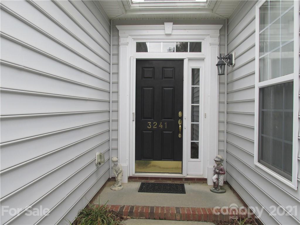 3241 Sapphire Lane Fort Mill, SC 29708 - Photo 2 of 28