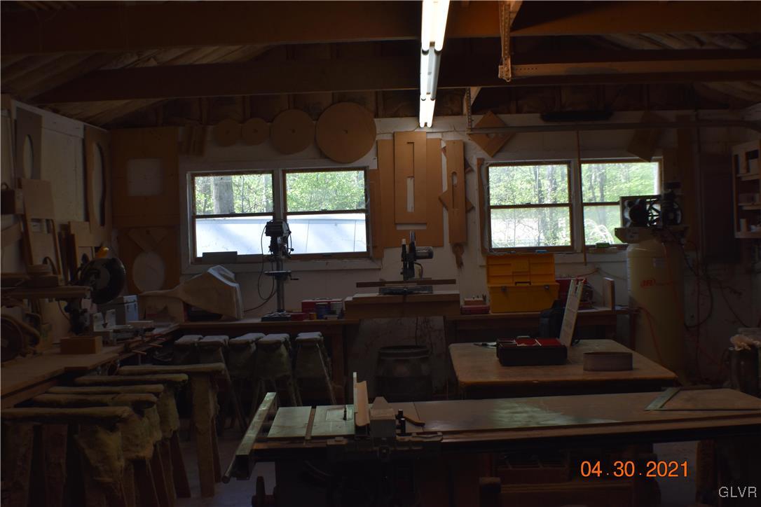 274 Dickert Road Quakertown, PA 18951 - Photo 18 of 26 Gallery Image 18
