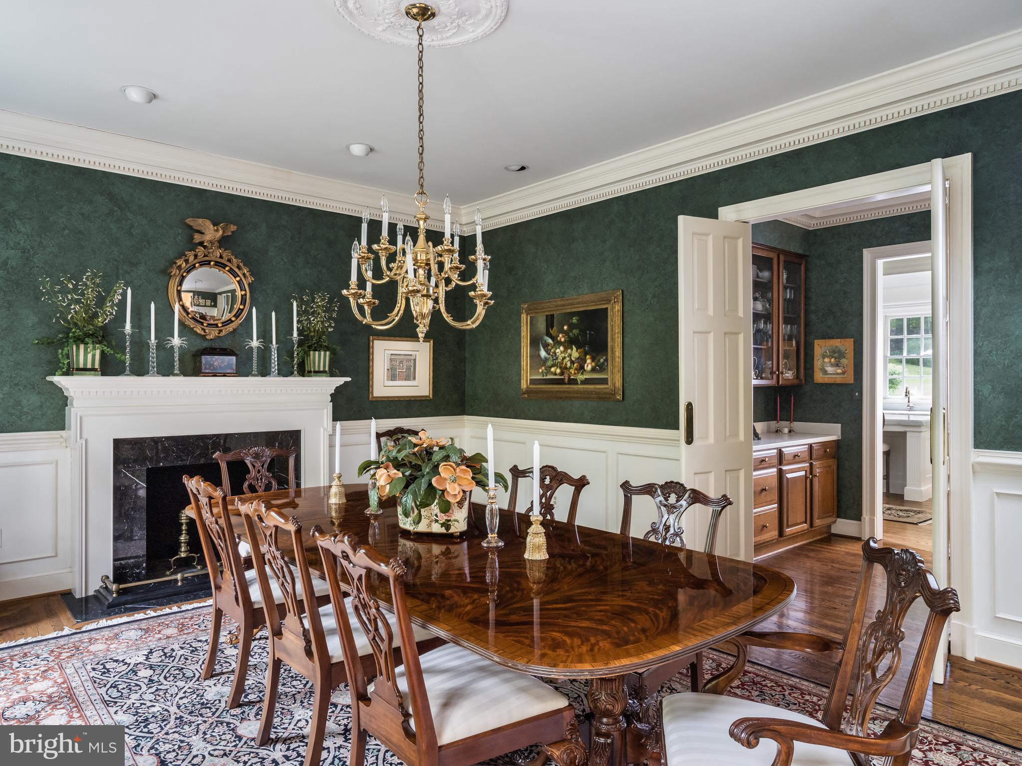8900 Burdette Road Bethesda, MD 20817 - Photo 13 of 30 dining room w butlers pantry