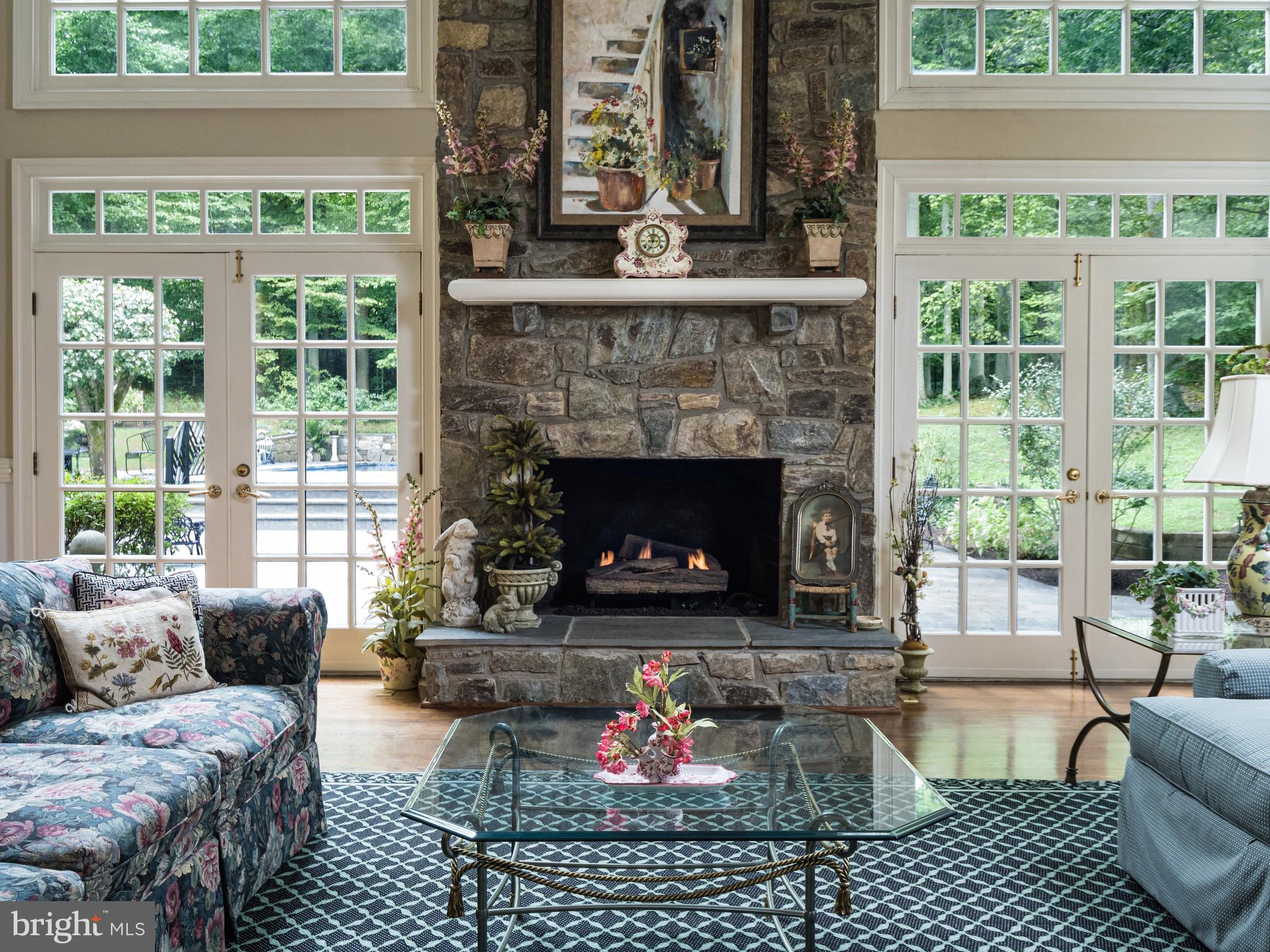 8900 Burdette Road Bethesda, MD 20817 - Photo 10 of 30 family room