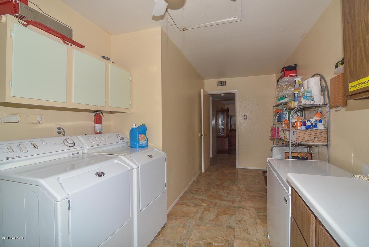 5254 West Redfield Road Glendale, AZ 85306 - Photo 18 of 28 Laundry Room2