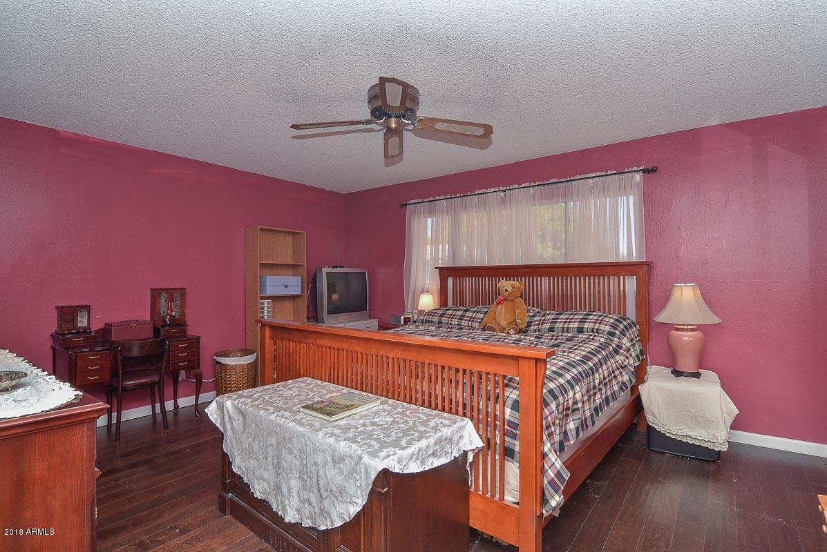 5254 West Redfield Road Glendale, AZ 85306 - Photo 20 of 28 Master Bedroom