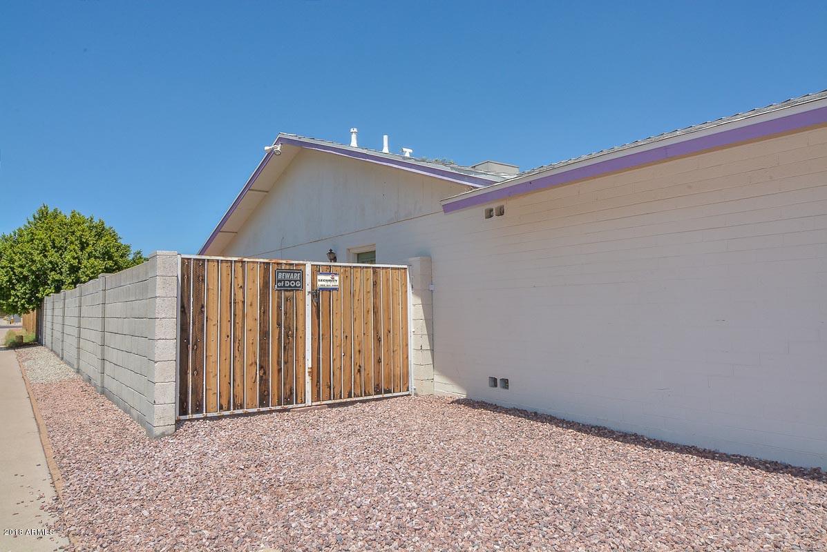 5254 West Redfield Road Glendale, AZ 85306 - Photo 27 of 28 RV Gate