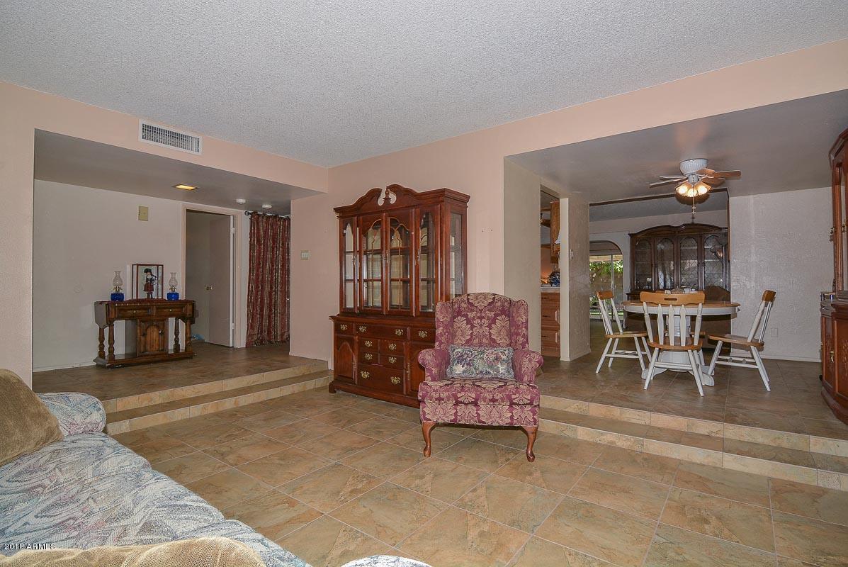 5254 West Redfield Road Glendale, AZ 85306 - Photo 4 of 28 Living Room-Dining Room