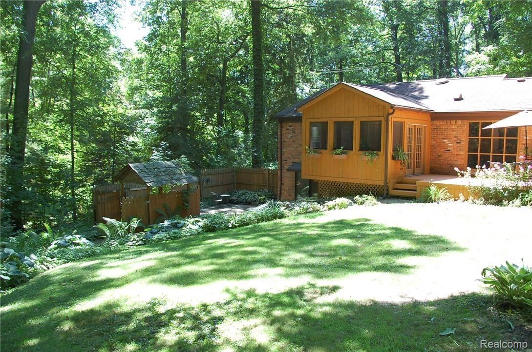 7694 Clintonville Road Clarkston, MI 48348 - Photo 33 of 51 DSC_0961.JPG