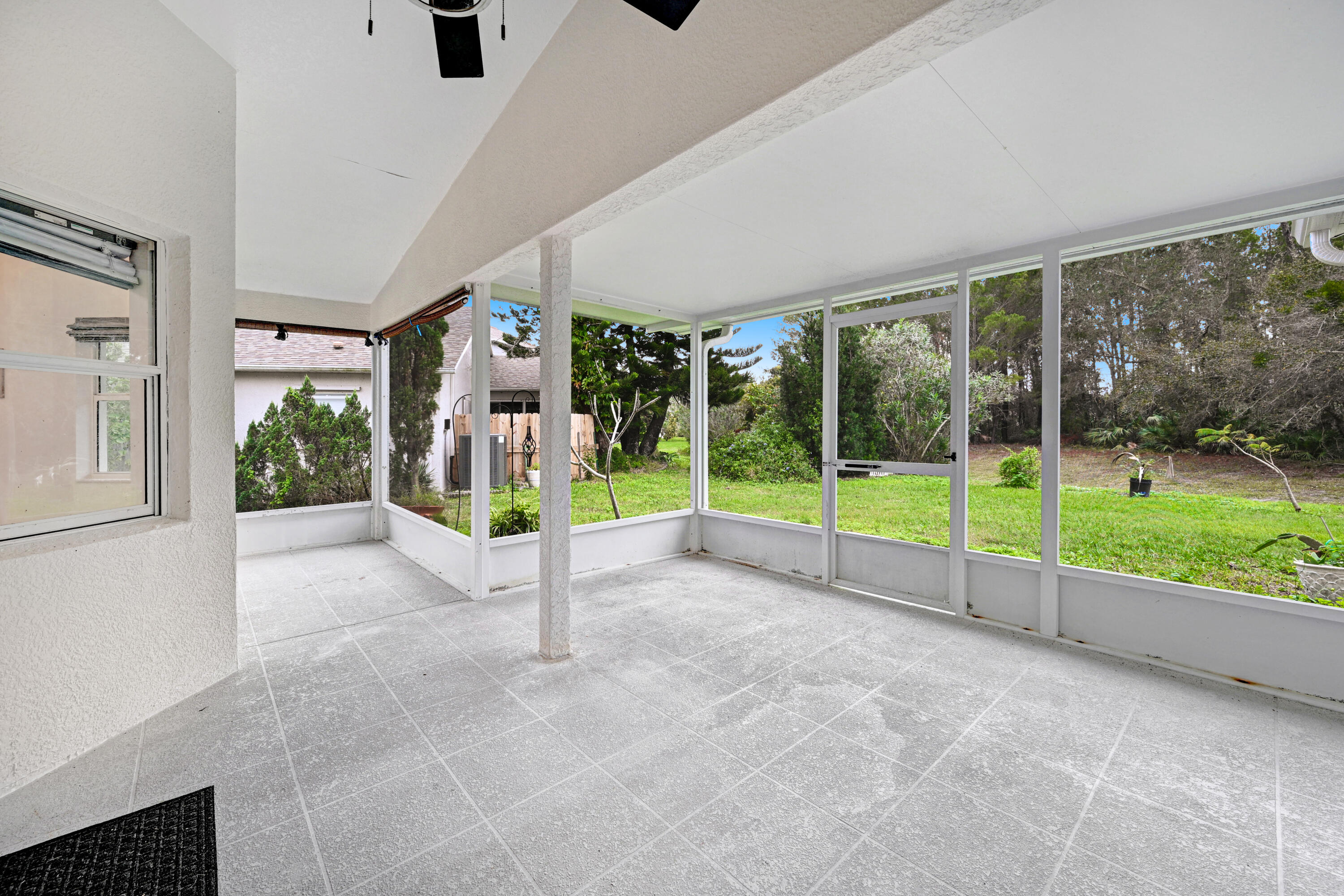 2147 Spring Creek Circle Palm Bay, FL 32905 - Photo 2 of 38 DSC_7043