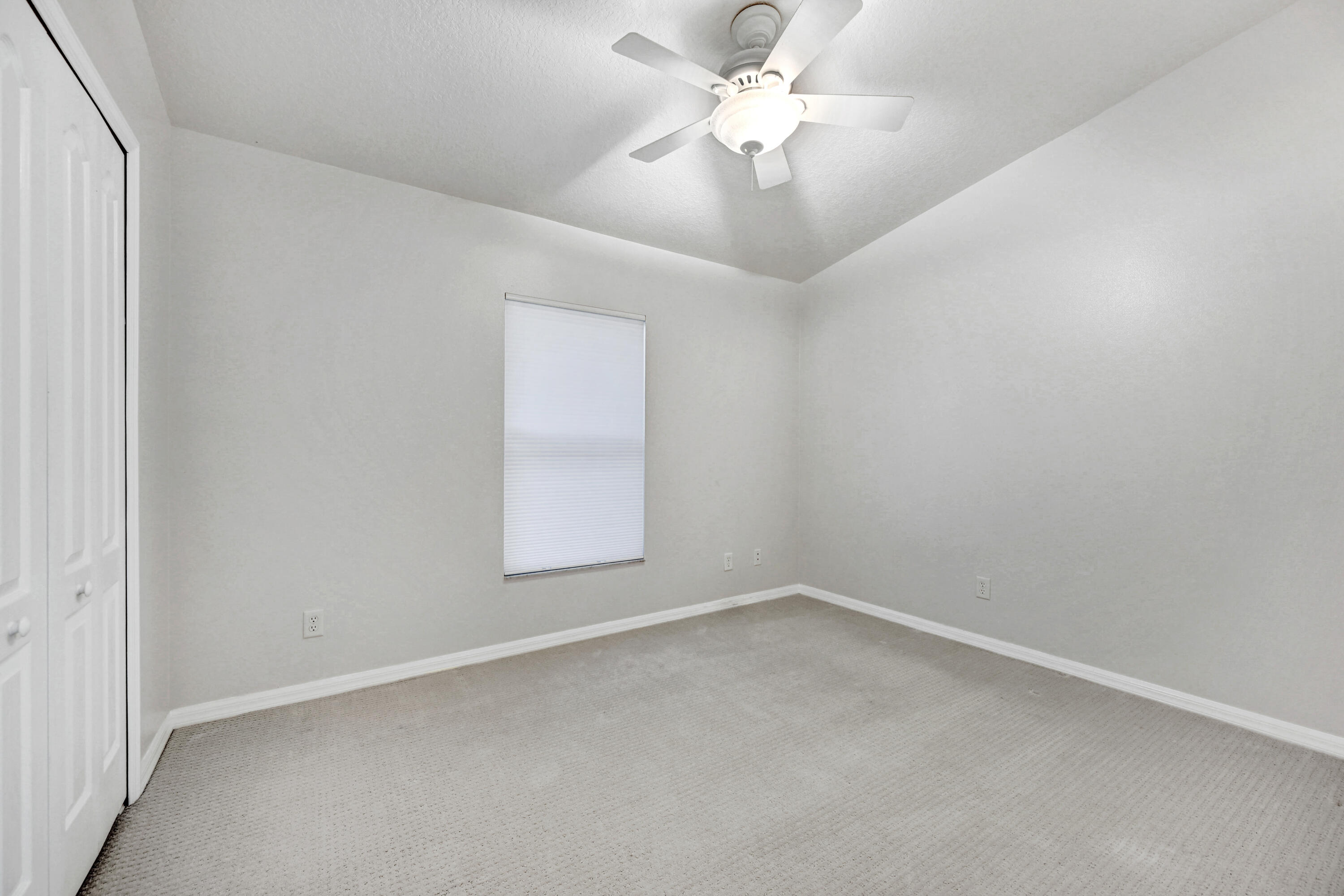 2147 Spring Creek Circle Palm Bay, FL 32905 - Photo 26 of 38 DSC_7151
