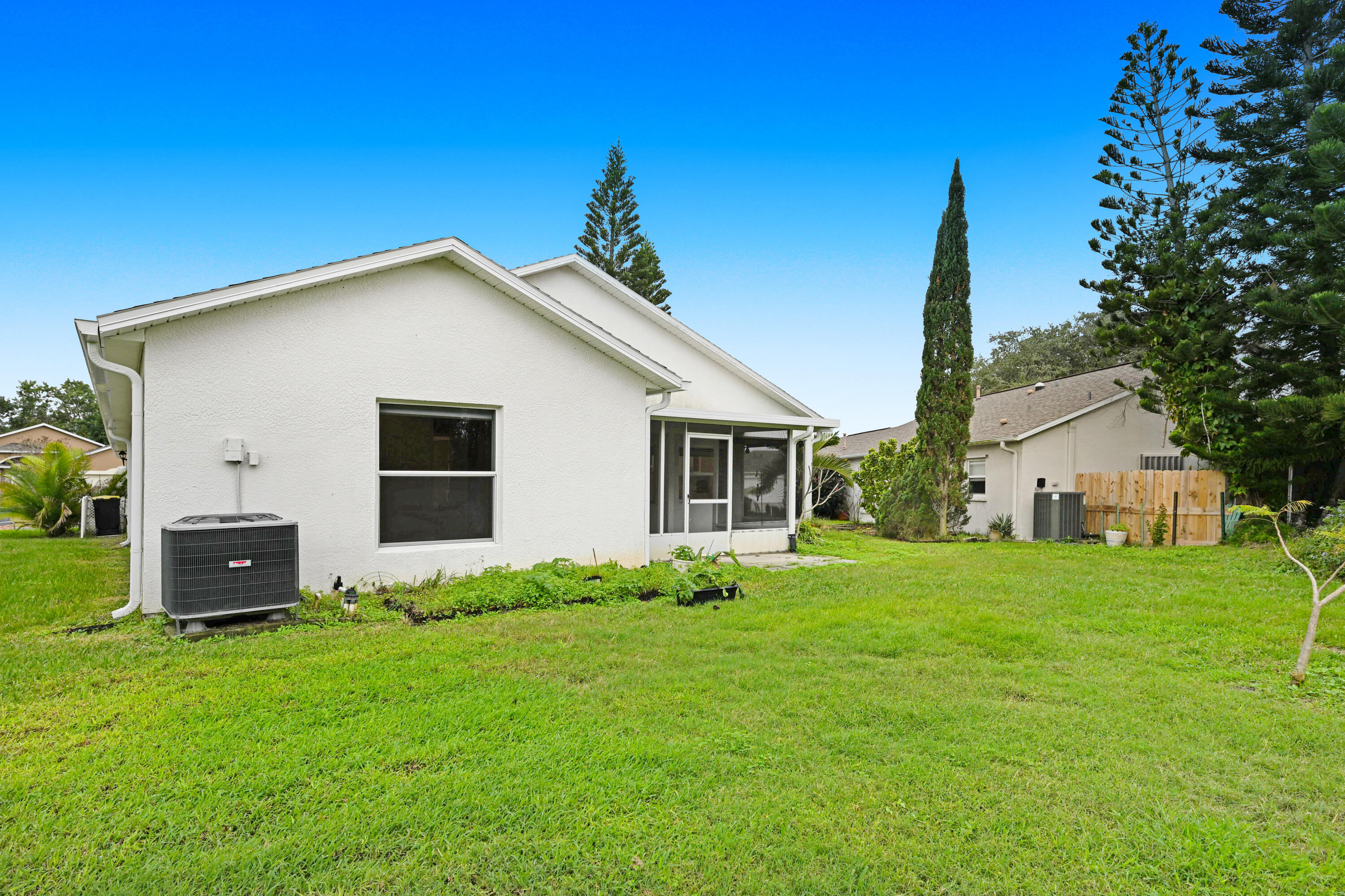 2147 Spring Creek Circle Palm Bay, FL 32905 - Photo 36 of 38 DSC_7055