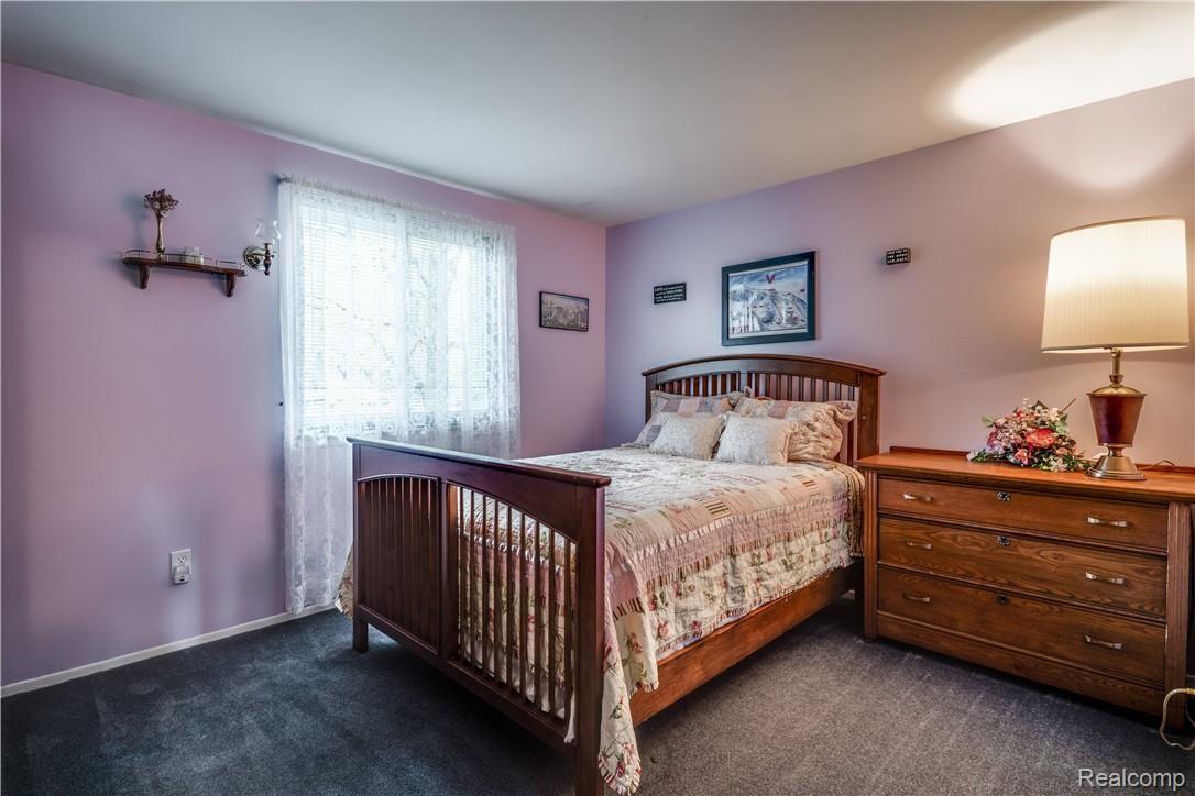 2975 Hillendale Drive Rochester, MI 48309 - Photo 33 of 53 30.jpg