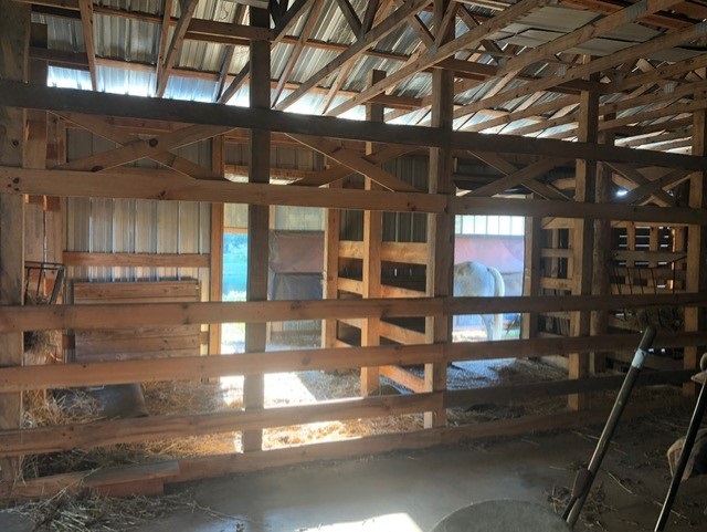 175 Melvin Hill Road Campobello, SC 29322 - Photo 27 of 31