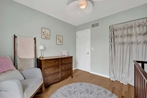 $278,000 | 1678 Trowbridge Court, Unit B, Wheaton, IL 60189