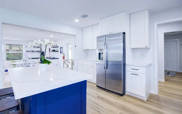 $4,500 | 1950 Northeast 30th Street, Lighthouse Point, FL 33064