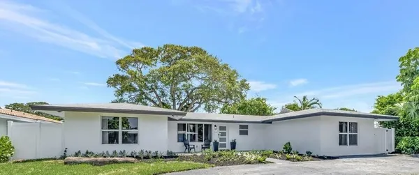 $4,500 | 1950 Northeast 30th Street, Lighthouse Point, FL 33064